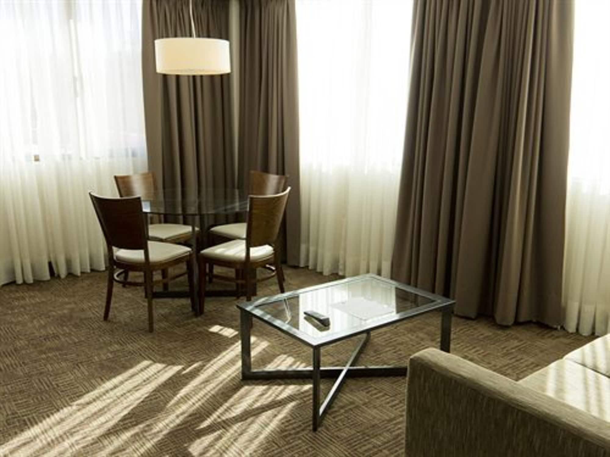 Hotel Director Vitacura Сантьяго Экстерьер фото