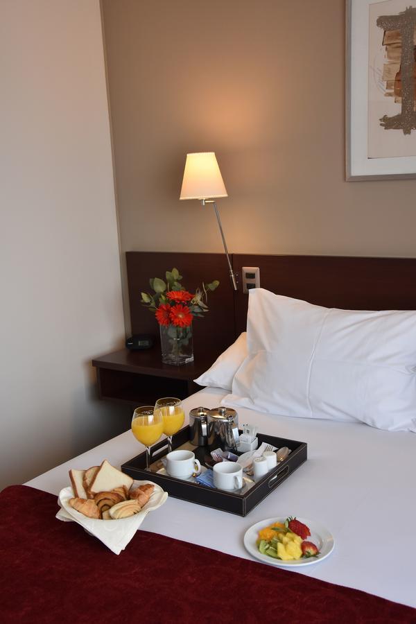 Hotel Director Vitacura Сантьяго Экстерьер фото