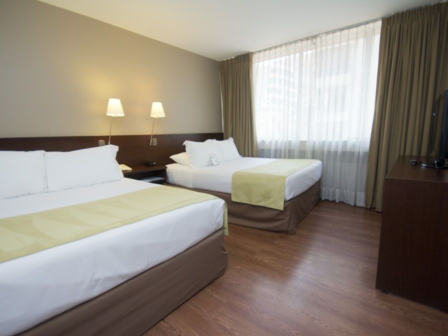 Hotel Director Vitacura Сантьяго Экстерьер фото
